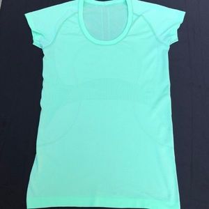 Lululemon Short Sleeve